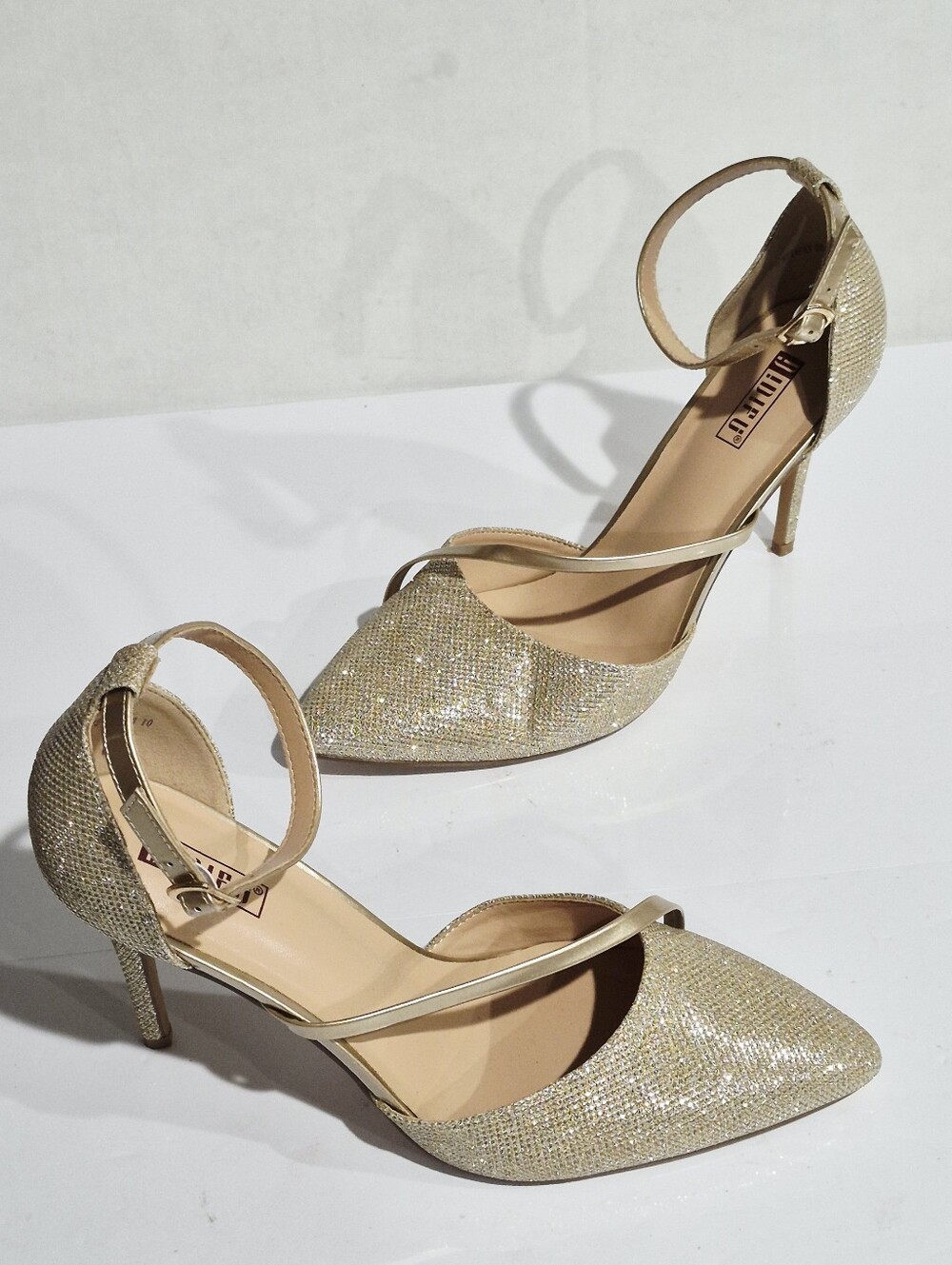 IDIFU Women's Gold Glitter Pointed-Toe Ankle-Strap Heels Size 10
